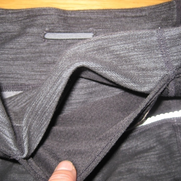 Lululemon Buttons Convertible Crop Pants Gray Womens Size 4 - Picture 6 of 9